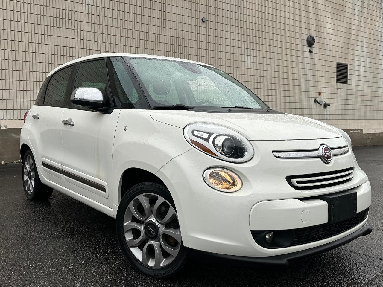 Used 2015 Fiat 500L Lounge 5dr *SAFETY INCL*LOW KMS* for sale in North York, ON