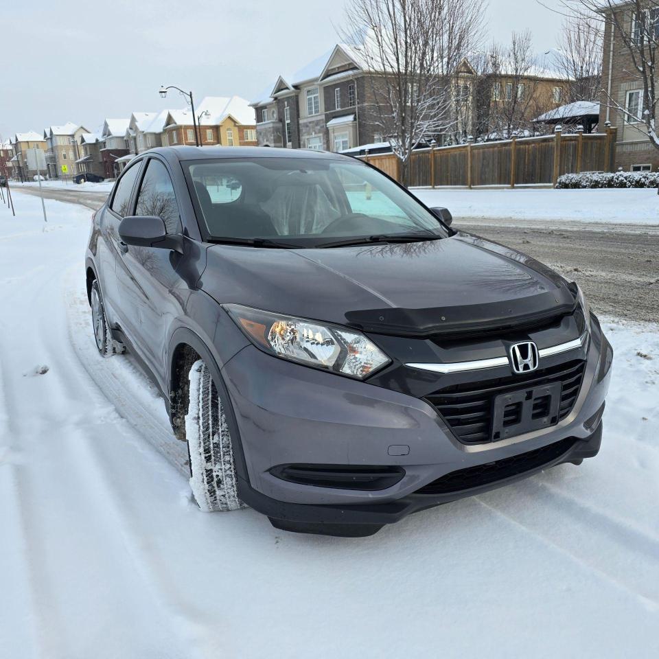 2017 Honda HR-V 2WD 4DR CVT LX Photo2