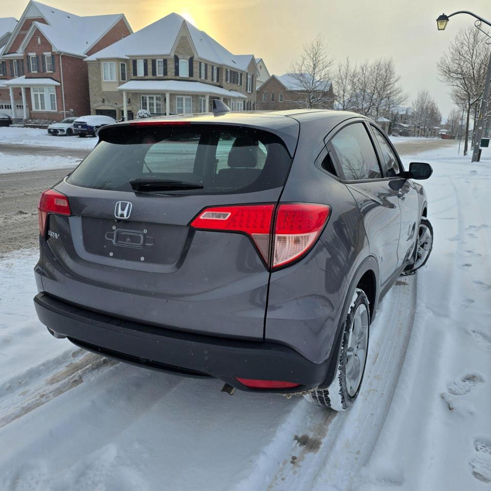 2017 Honda HR-V 2WD 4DR CVT LX - Photo #5