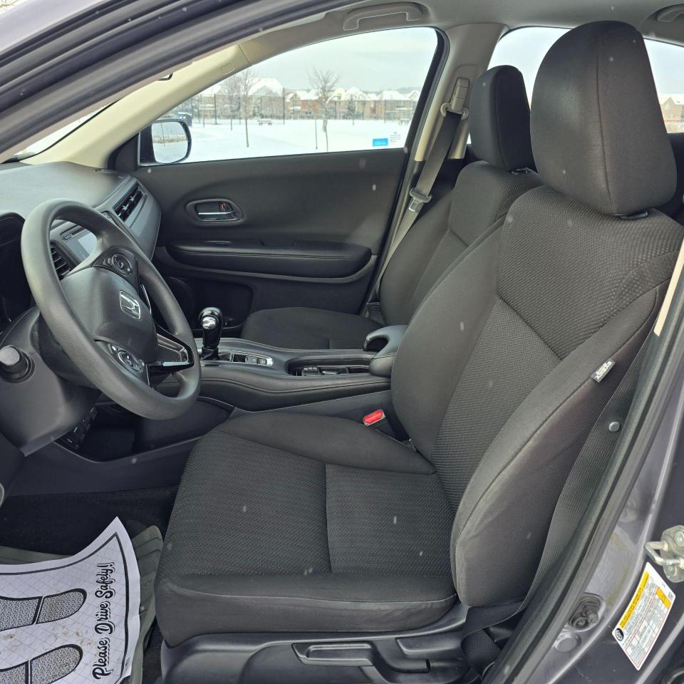 2017 Honda HR-V 2WD 4DR CVT LX - Photo #8