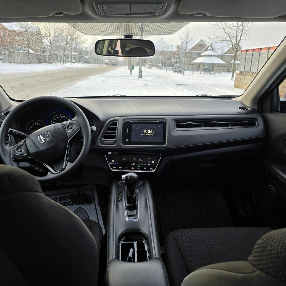 2017 Honda HR-V 2WD 4DR CVT LX - Photo #9