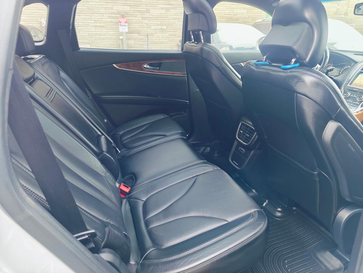 2016 Lincoln MKX 2.7L! Reserve! Top of the Line! Loaded! - Photo #11