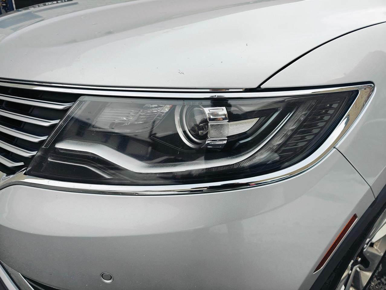 2016 Lincoln MKX 2.7L! Reserve! Top of the Line! Loaded! Photo