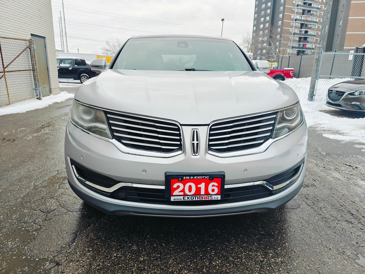 2016 Lincoln MKX 2.7L! Reserve! Top of the Line! Loaded! - Photo #3