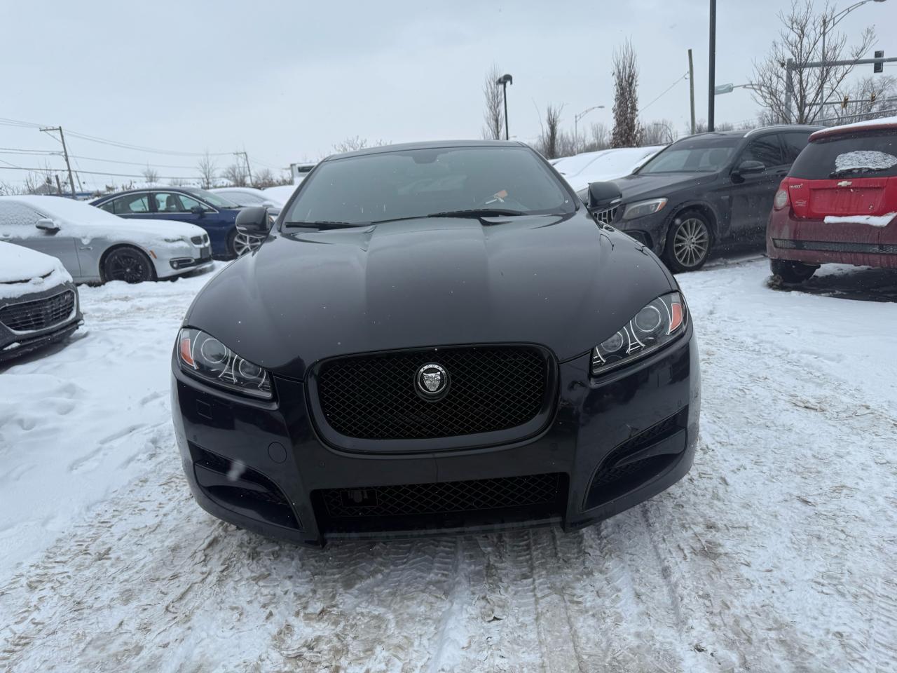 2015 Jaguar XF  - Photo #3