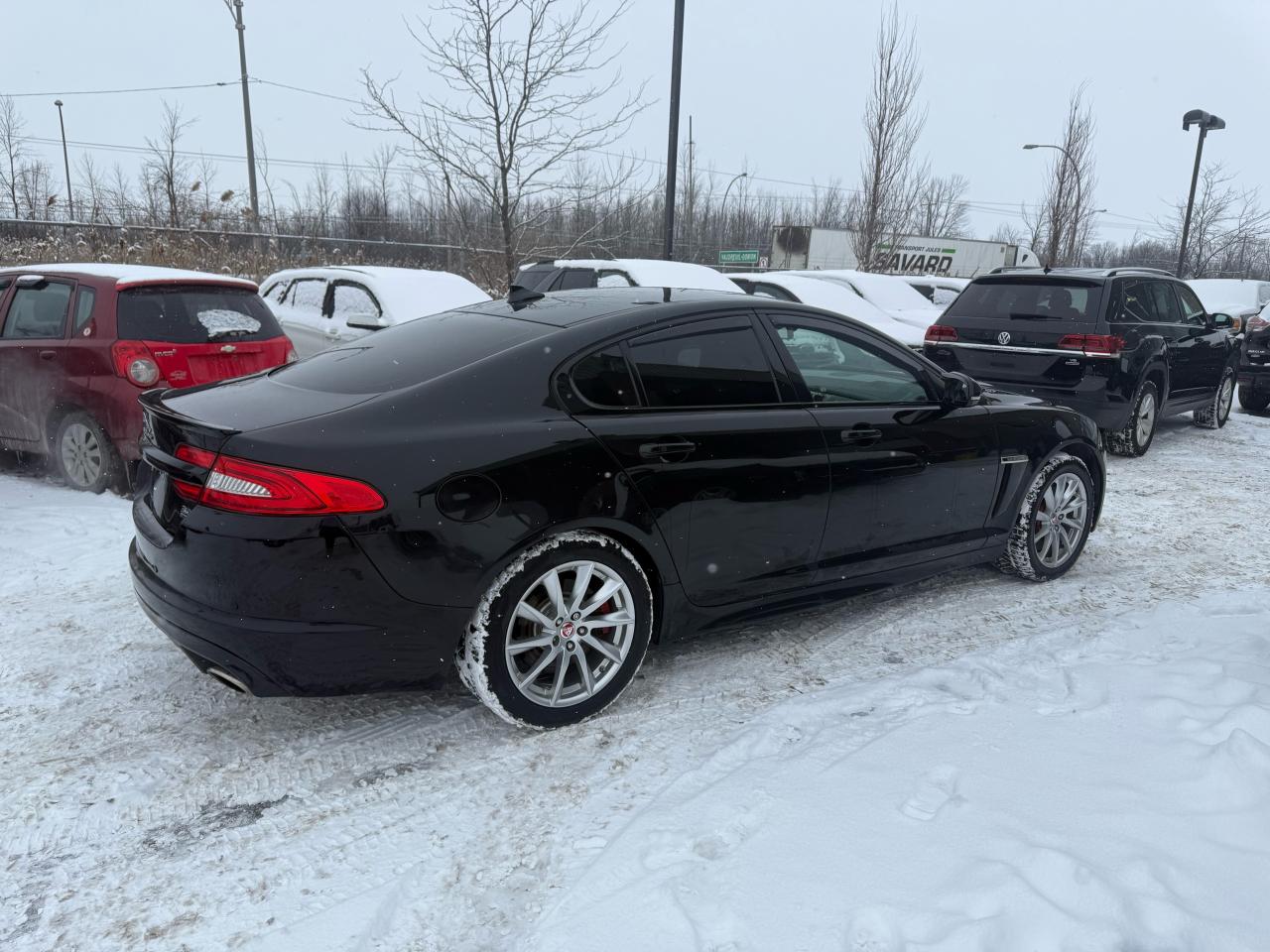 2015 Jaguar XF  - Photo #13