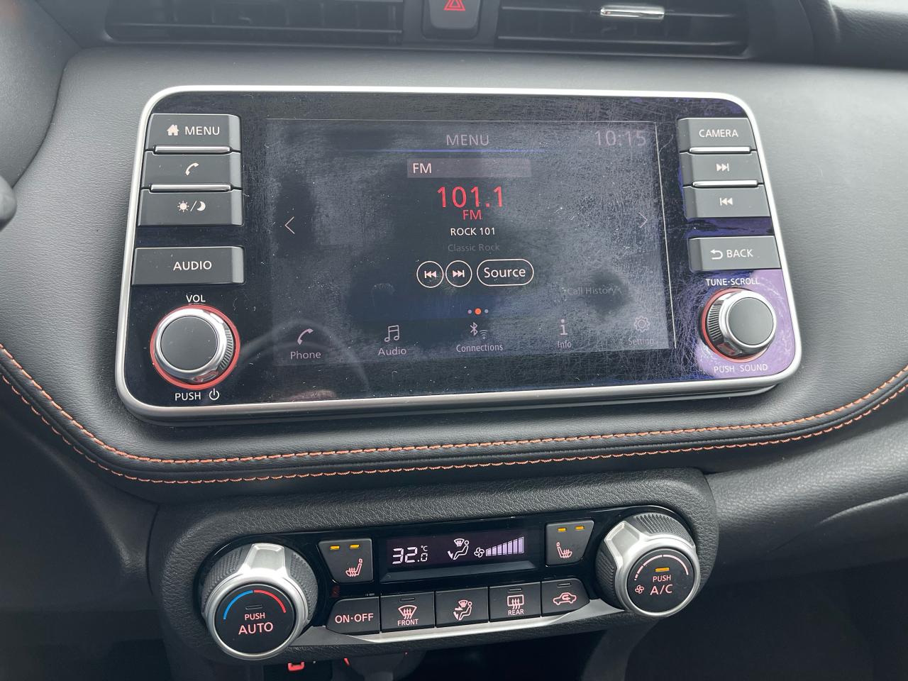 2018 Nissan Kicks SR - Photo #16