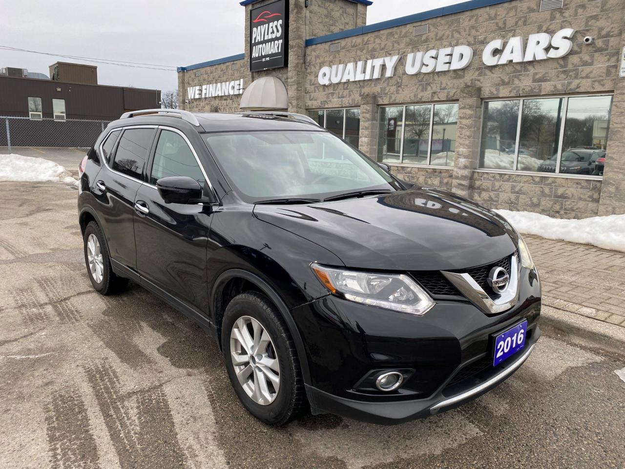 Used 2016 Nissan Rogue SV for sale in Sarnia, ON