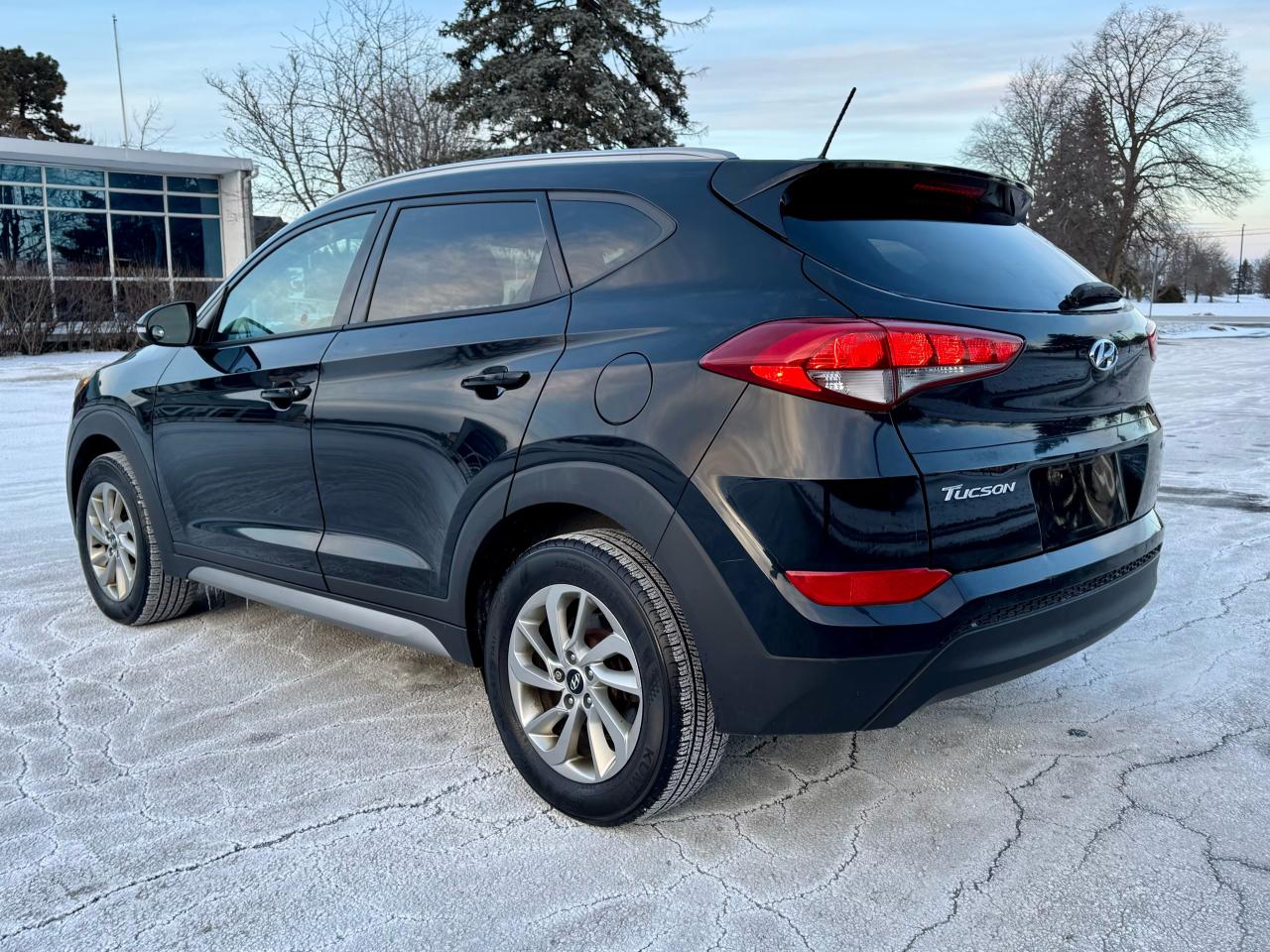 2017 Hyundai Tucson 2.0L AWD-Certified - Photo #2