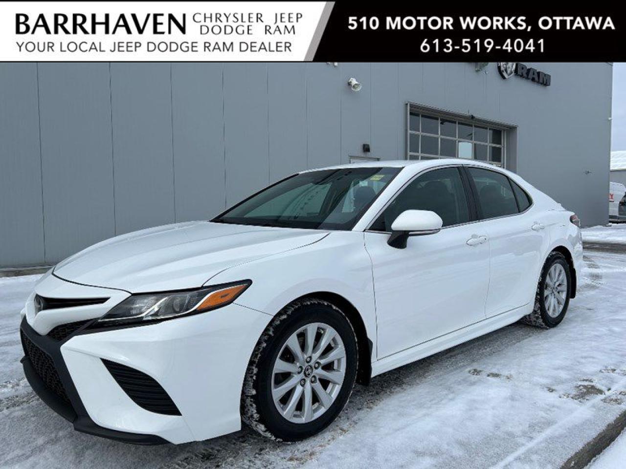 Used 2018 Toyota Camry SE for sale in Ottawa, ON