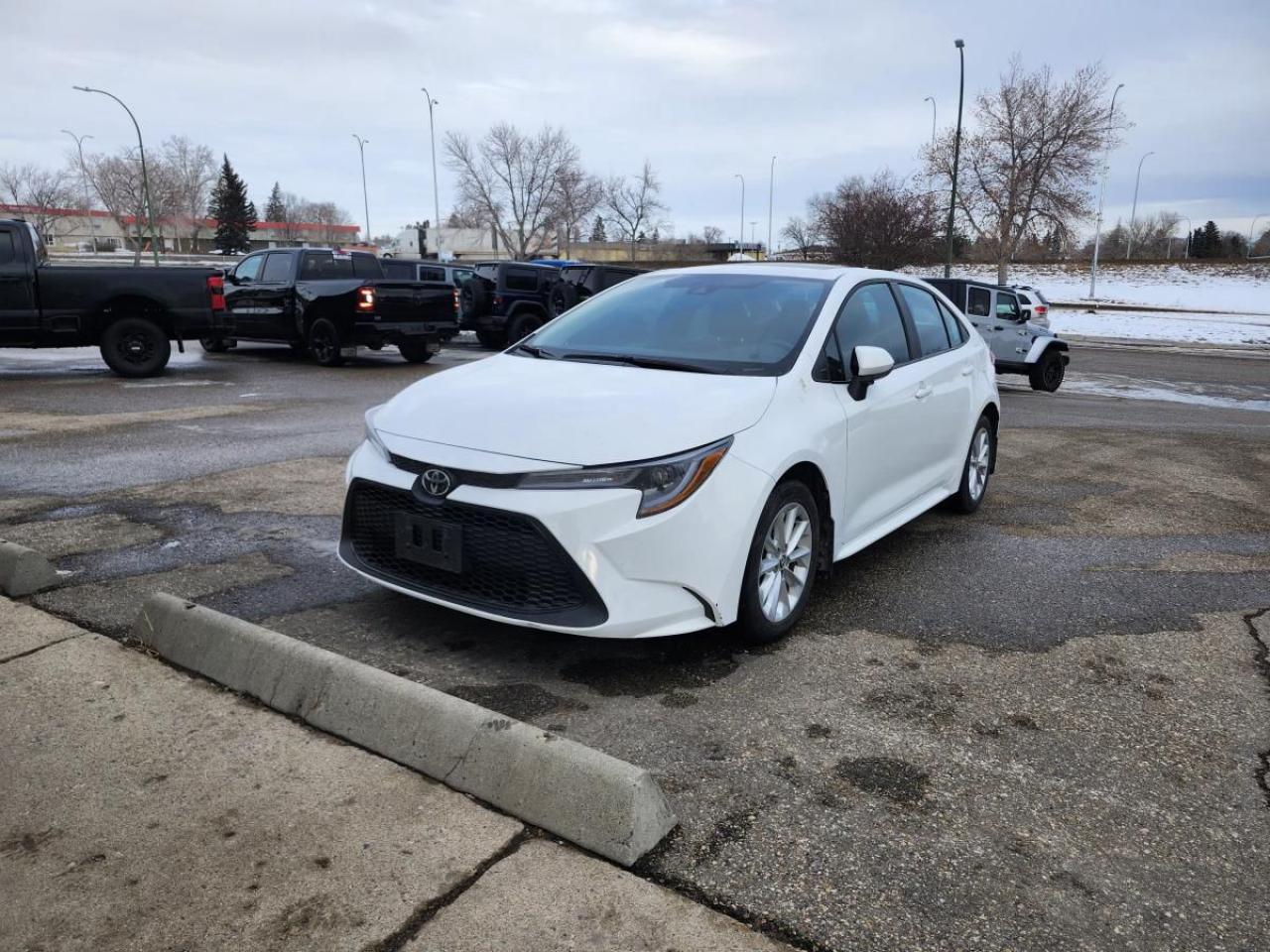 Used 2022 Toyota Corolla L manuelle for sale in Medicine Hat, AB