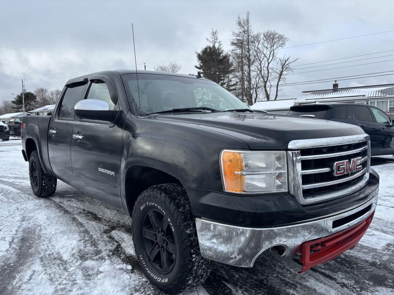 Used 2013 GMC Sierra 1500 SLE Crew Cab 4WD for sale in Truro, NS