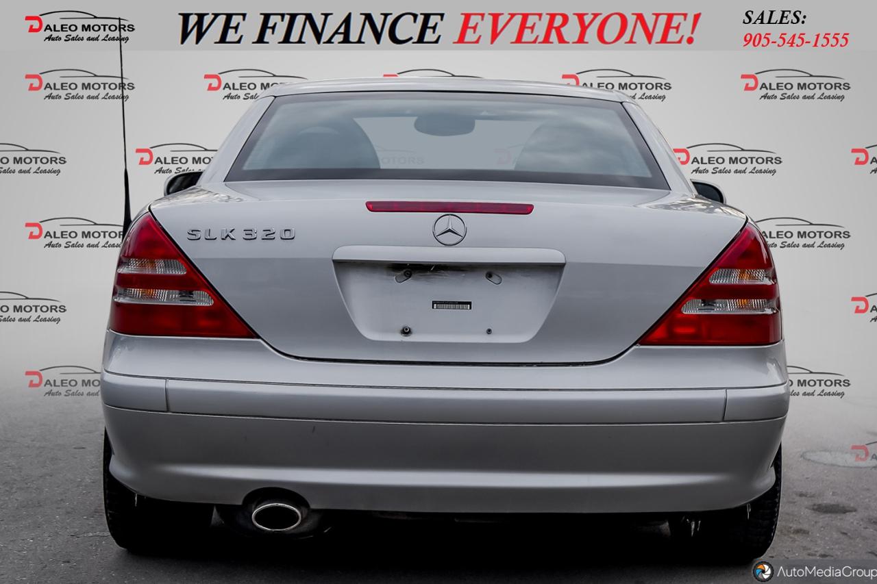 2001 Mercedes-Benz SLK 2dr Roadster / HARDTOP CONVERTIBLE / H.SEATS Photo