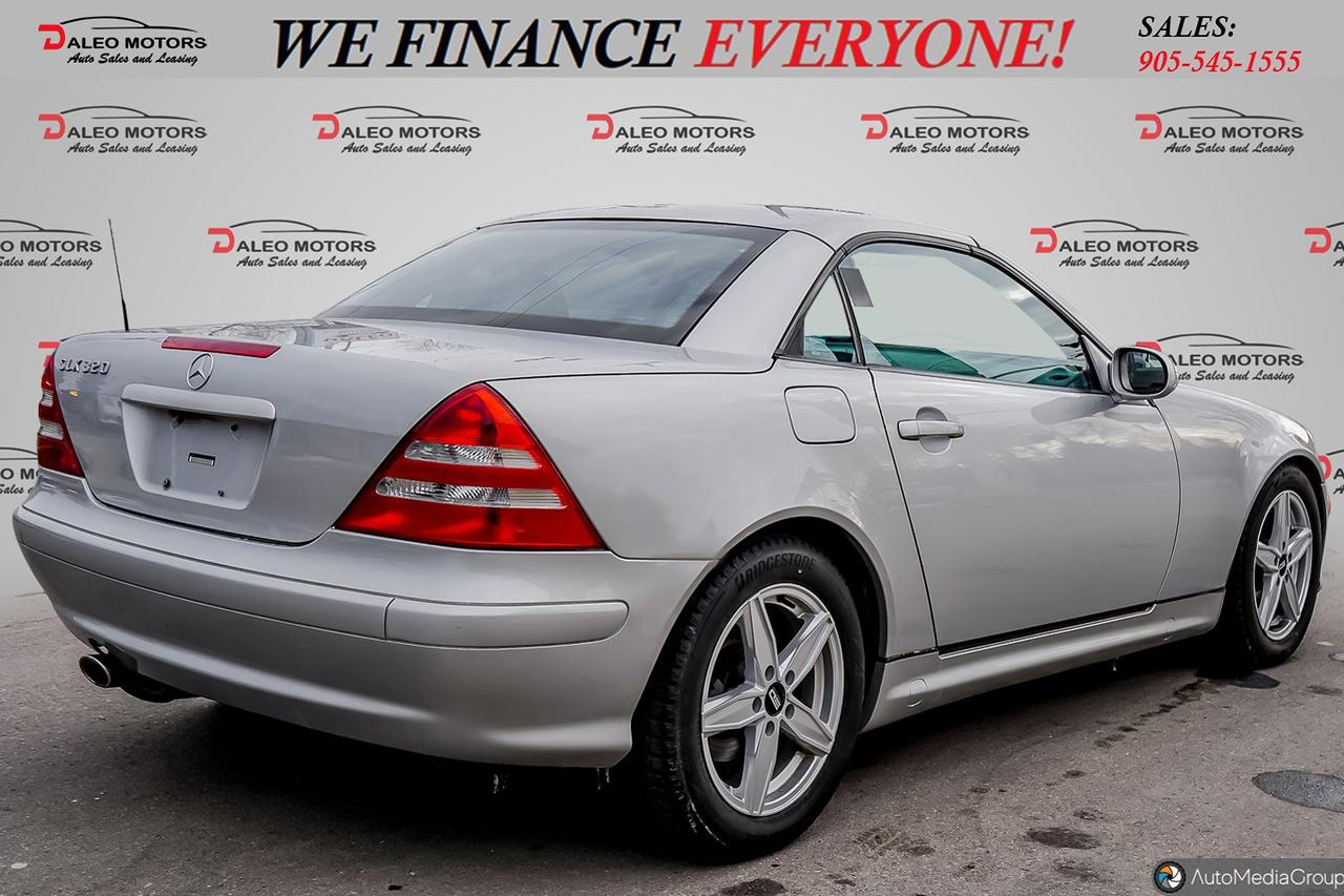 2001 Mercedes-Benz SLK 2dr Roadster / HARDTOP CONVERTIBLE / H.SEATS Photo