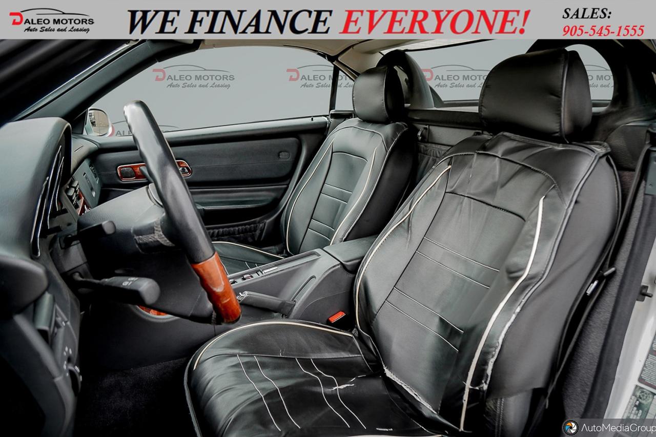 2001 Mercedes-Benz SLK 2dr Roadster / HARDTOP CONVERTIBLE / H.SEATS Photo