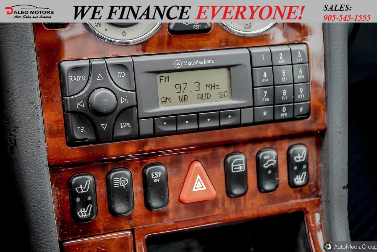 2001 Mercedes-Benz SLK 2dr Roadster / HARDTOP CONVERTIBLE / H.SEATS Photo