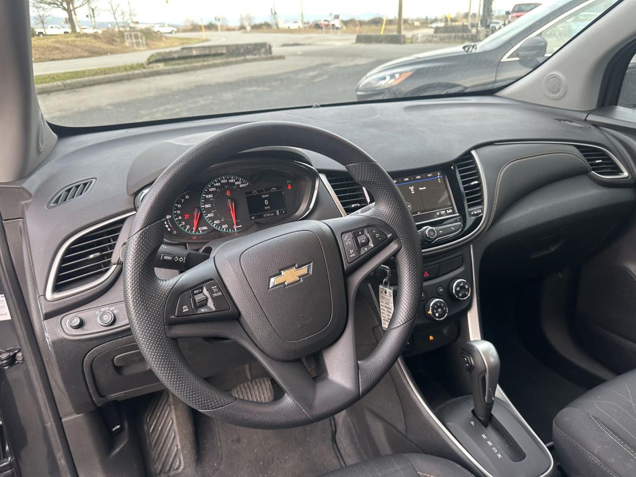 2018 Chevrolet Trax LT FWD - Photo #8
