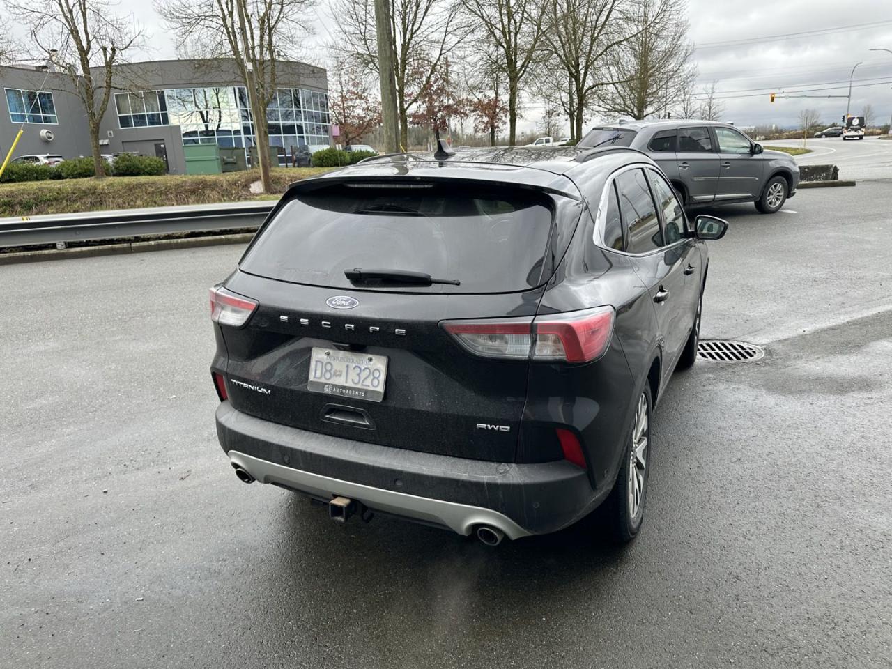2021 Ford Escape Titanium 4WD - Photo #6