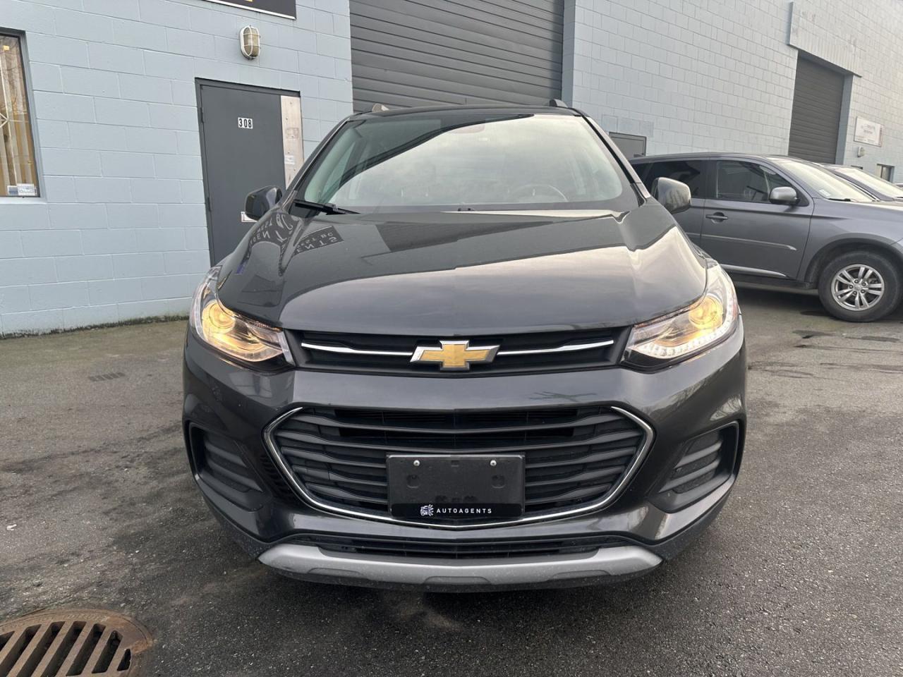 2018 Chevrolet Trax LT FWD - Photo #3