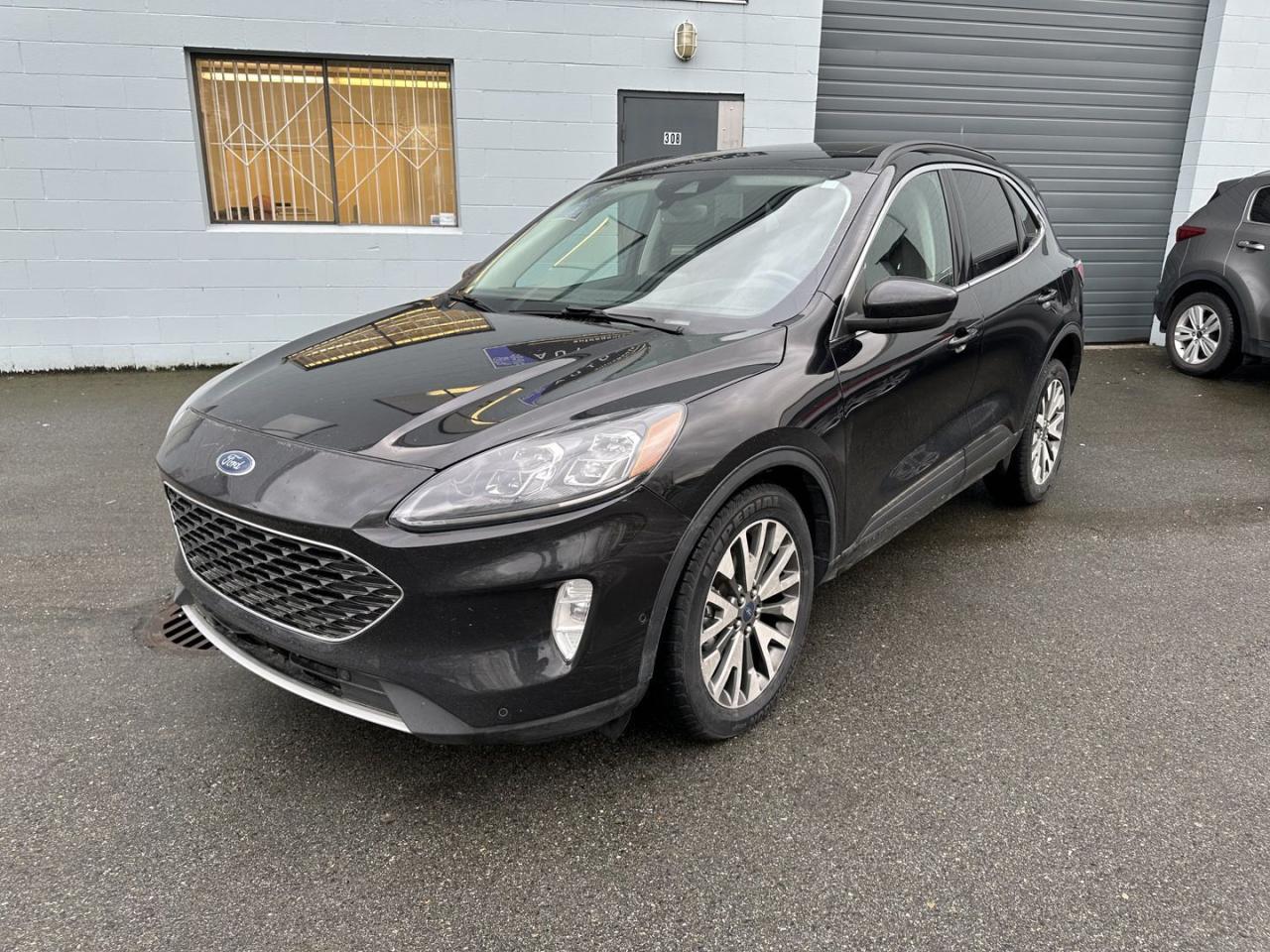 2021 Ford Escape Titanium 4WD - Photo #2