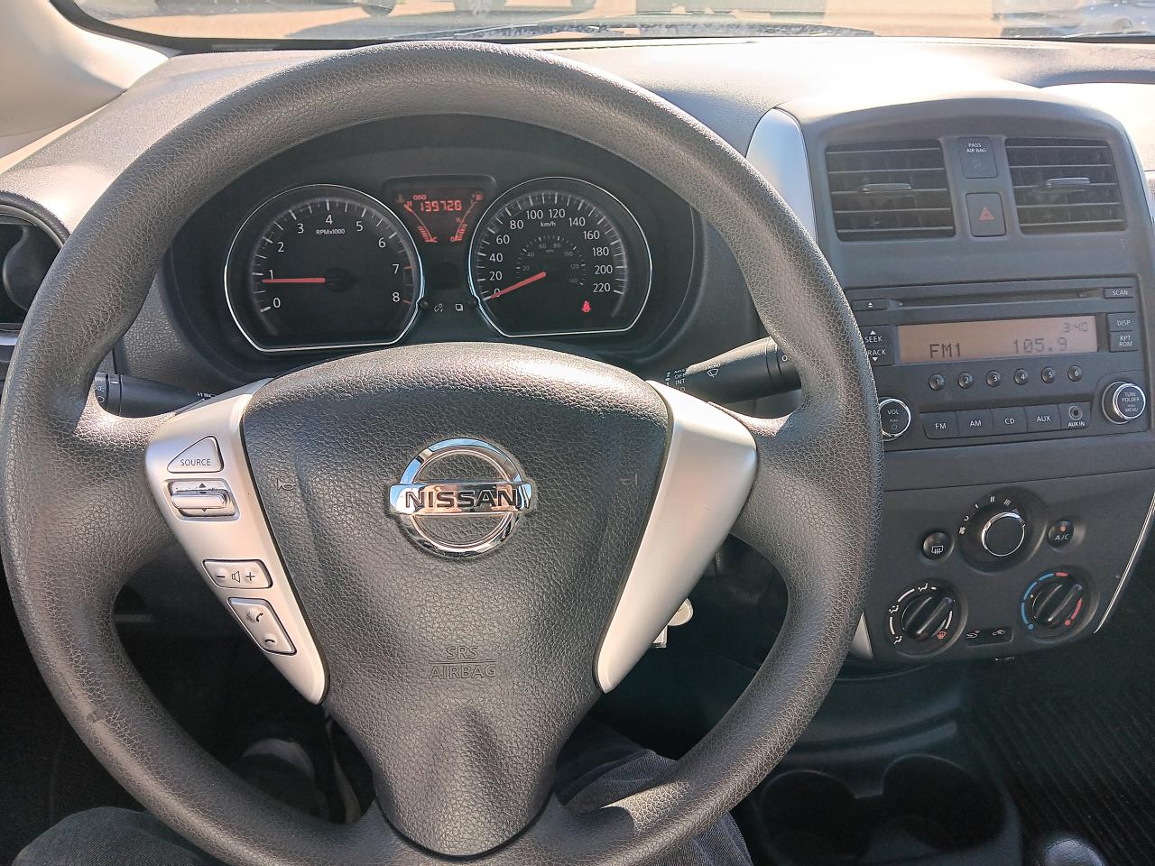 2016 Nissan Versa Note Hatchback - Photo #9