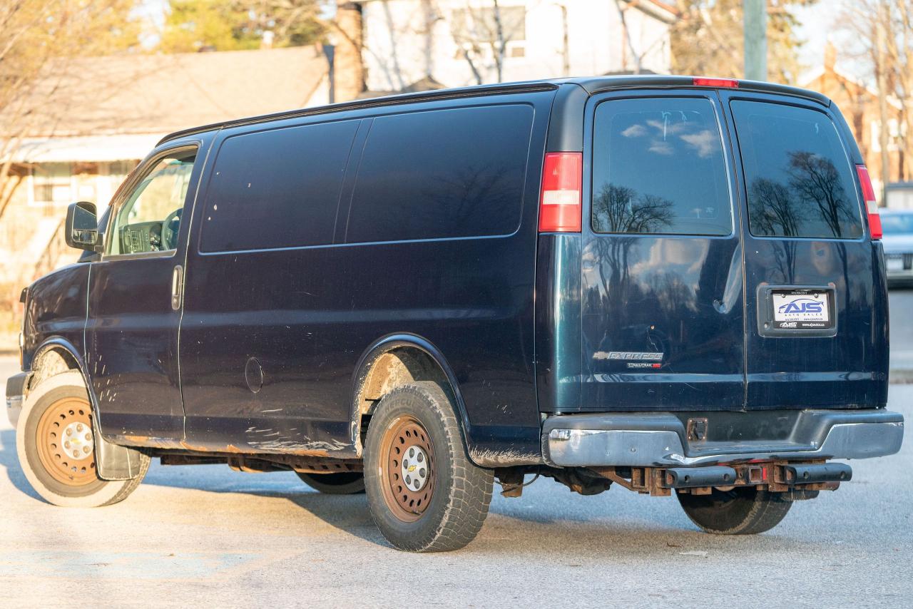 2013 Chevrolet Express 1500 - Photo #6