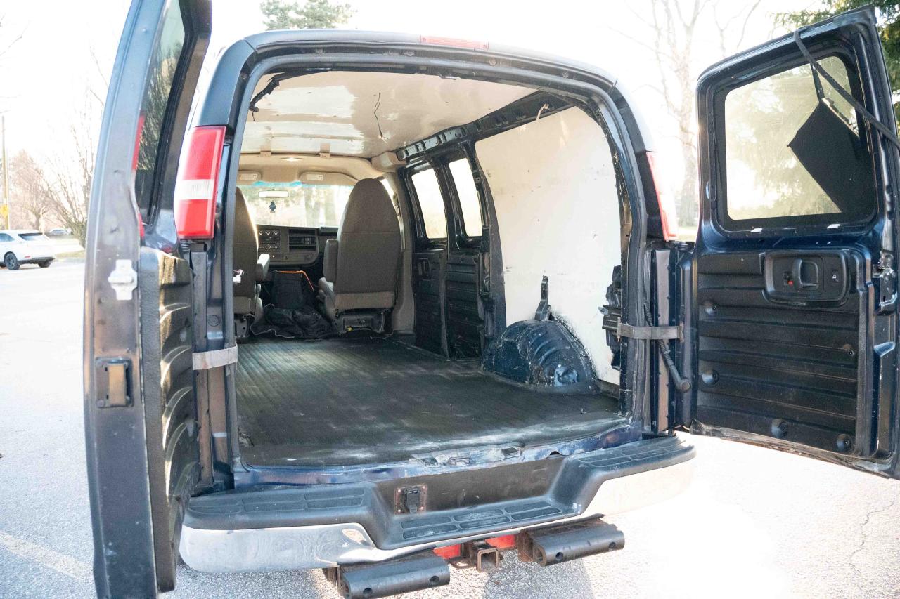 2013 Chevrolet Express 1500 - Photo #20