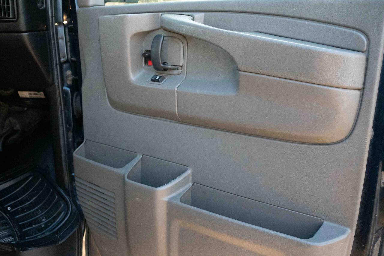 2013 Chevrolet Express 1500 - Photo #25