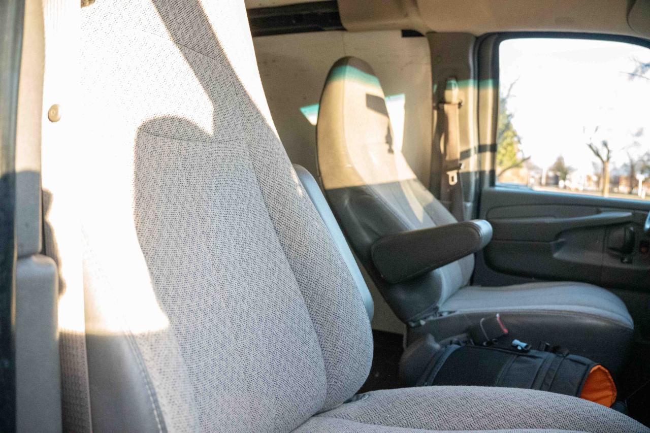 2013 Chevrolet Express 1500 - Photo #26