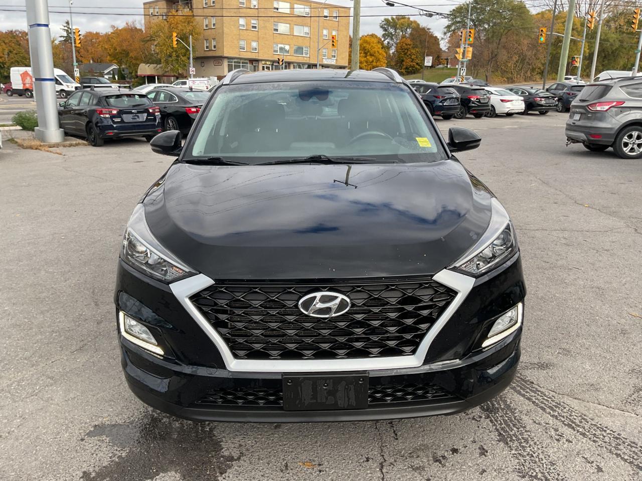 Used 2019 Hyundai Tucson Preferred 2L PREFERRED AWD!! SUNROOF. BACKUP CAM. HEATED SEATS. LEATHER. NAV. 17