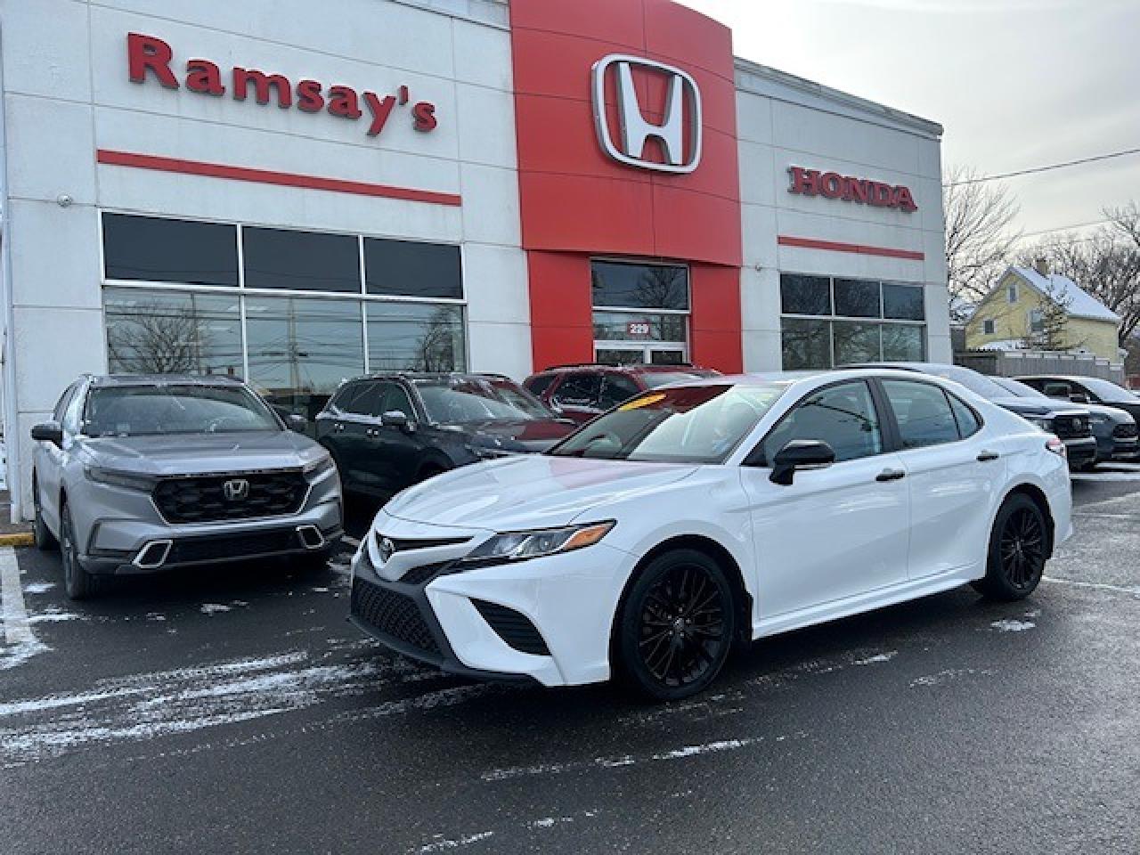 Used 2020 Toyota Camry SE for sale in Sydney, NS