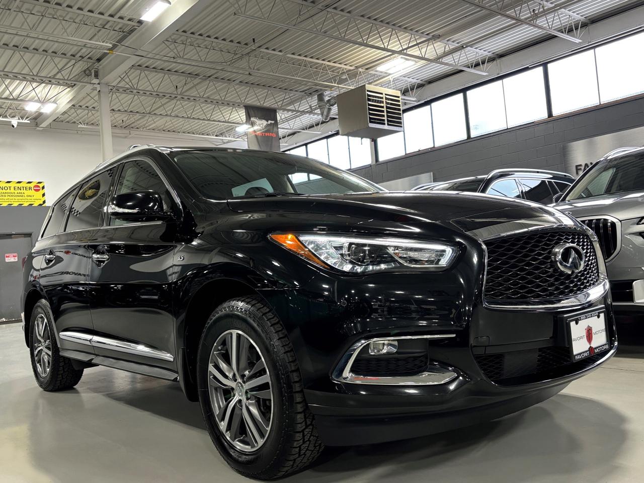 2020 Infiniti QX60 Essential AWD|NAV|BOSE|LEATHER|7PASSENGER|360CAM|+ - Photo #2