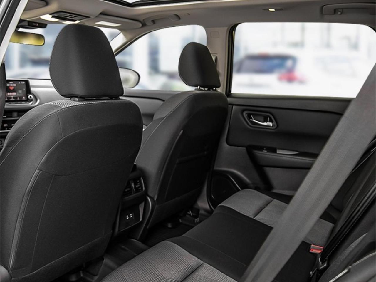 2025 Nissan Rogue SV Moonroof  - Moonroof -  Power Liftgate Photo