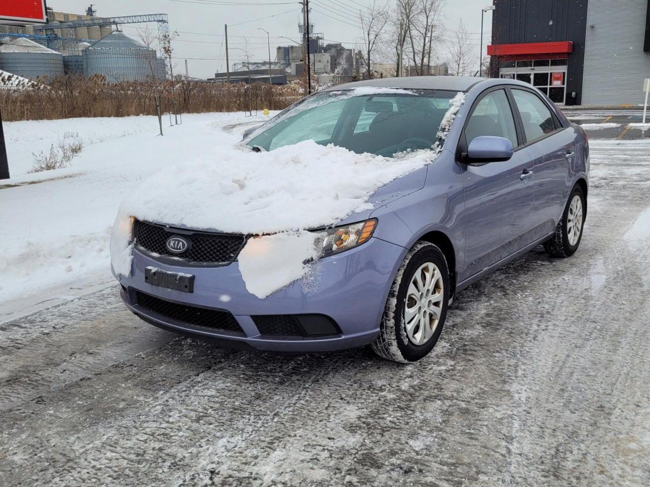 Used 2010 Kia Forte LX for sale in Windsor, ON