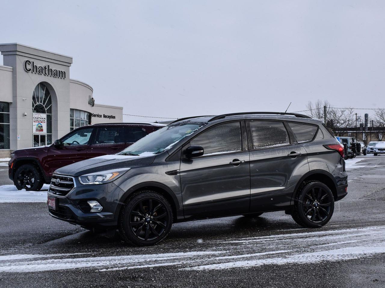 Used 2019 Ford Escape Titanium LOW KMS NO ACCIDENTS for sale in Chatham, ON