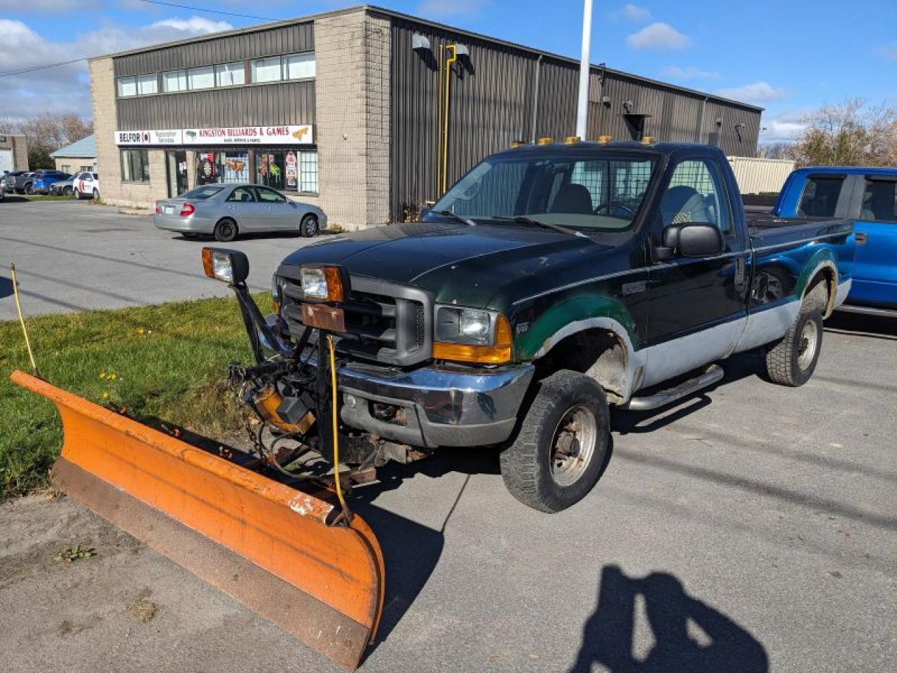 Used 2000 Ford F-250 XL SuperDuty Reg Cab 4x4 Plow for sale in Kingston, ON