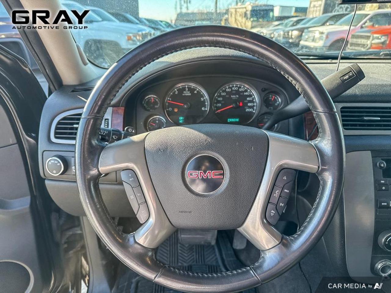 2011 GMC Yukon SLE/9 Seater/CERTIFIED - Photo #10