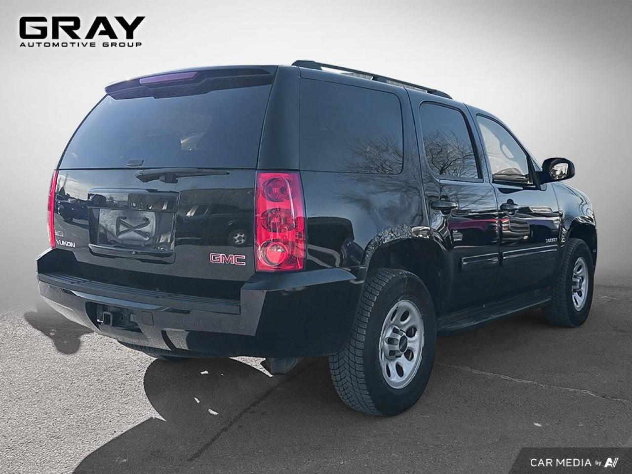 2011 GMC Yukon SLE/9 Seater/CERTIFIED Photo4