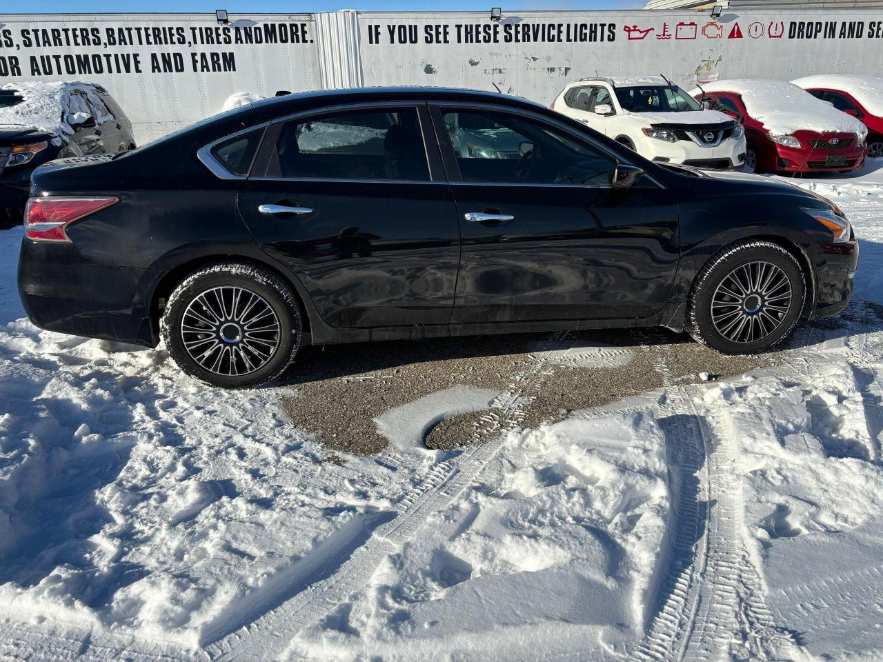 2015 Nissan Altima SV - Photo #13