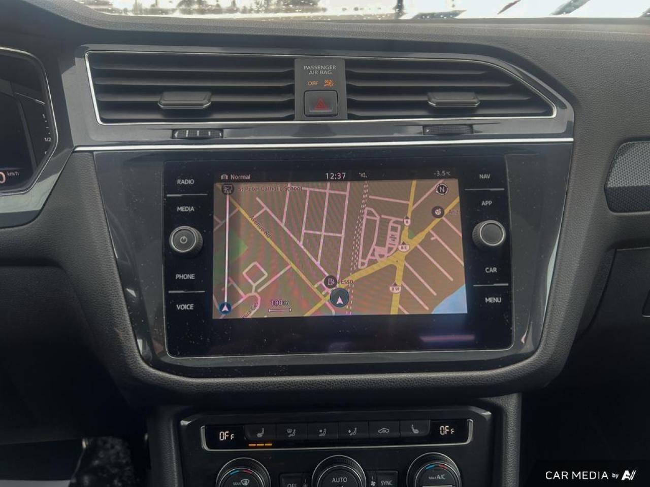 2021 Volkswagen Tiguan COMFORTLINE / UNITED / 4MOTION / NAV / ROOF - Photo #16
