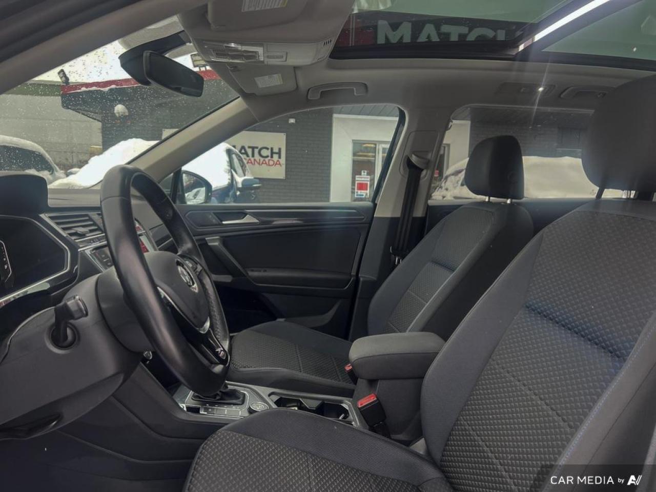 2021 Volkswagen Tiguan COMFORTLINE / UNITED / 4MOTION / NAV / ROOF - Photo #10