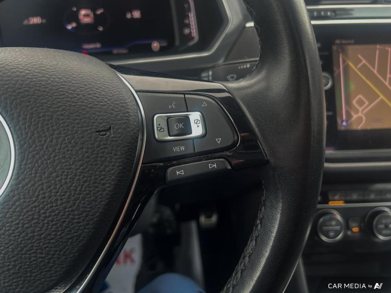 2021 Volkswagen Tiguan COMFORTLINE / UNITED / 4MOTION / NAV / ROOF - Photo #23