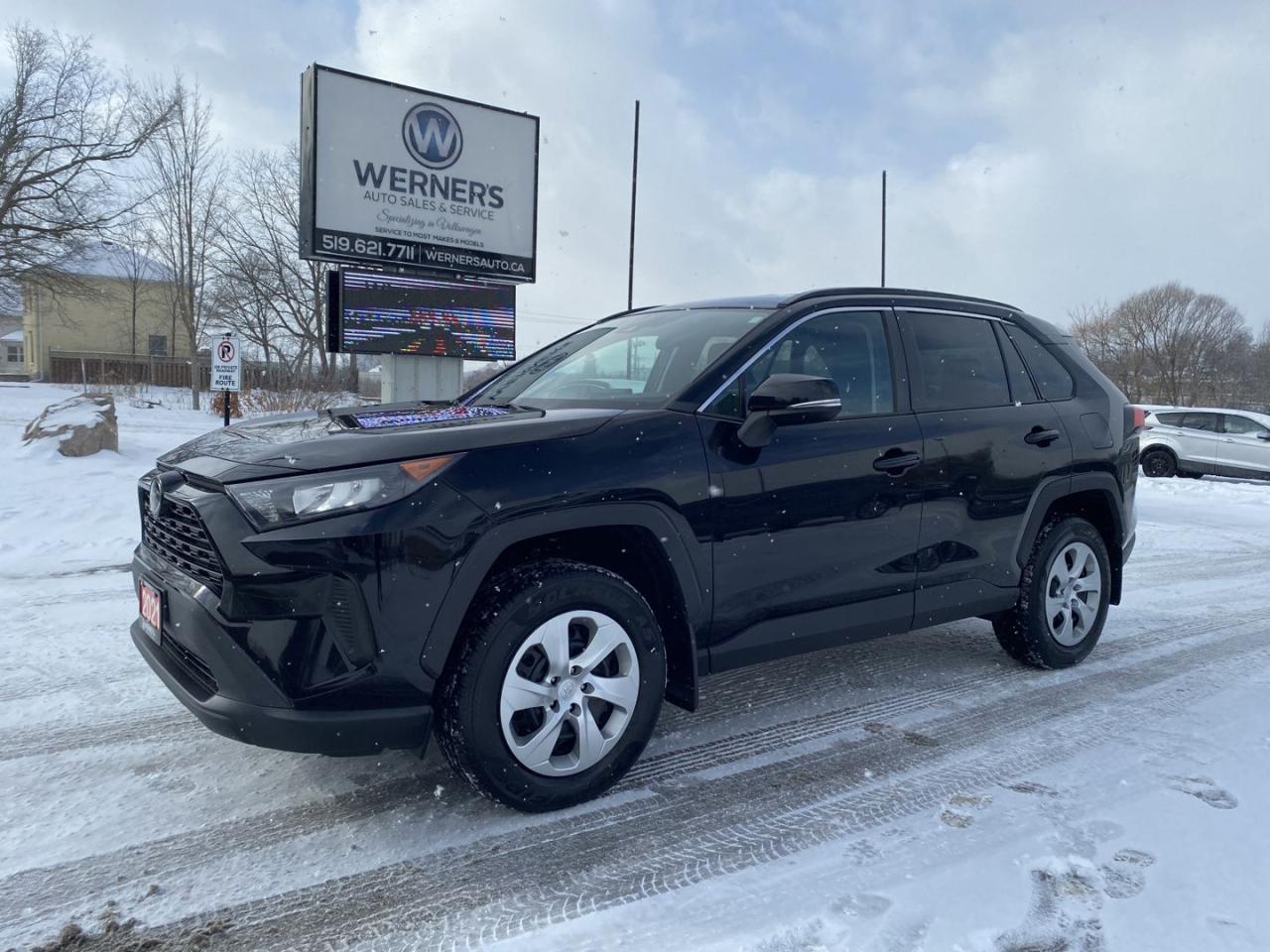 Used 2021 Toyota RAV4 LE for sale in Cambridge, ON