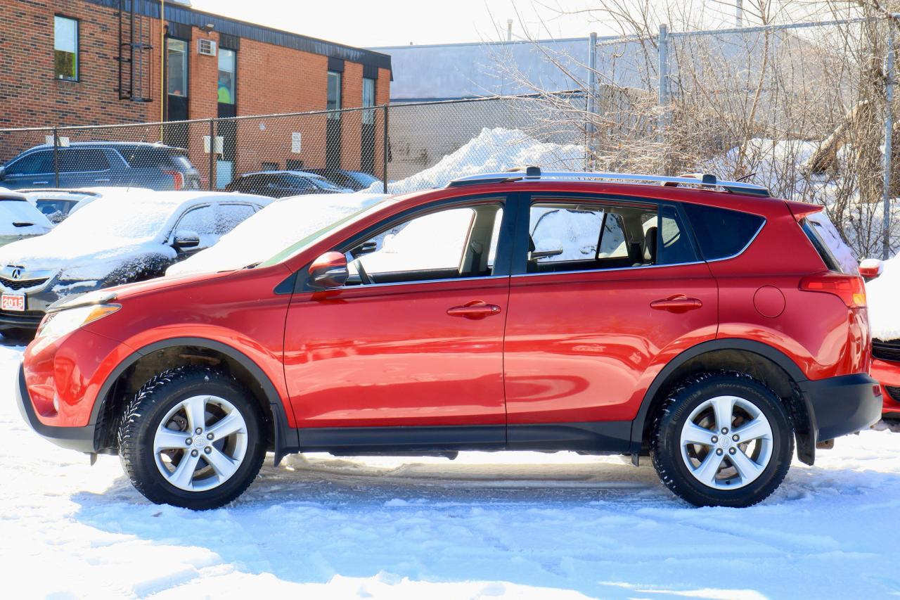 2014 Toyota RAV4 XLE | AWD | Sunroof | Roof Rack | Alloys | Tinted Photo6