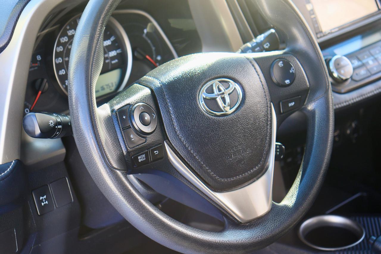 2014 Toyota RAV4 XLE | AWD | Sunroof | Roof Rack | Alloys | Tinted Photo50