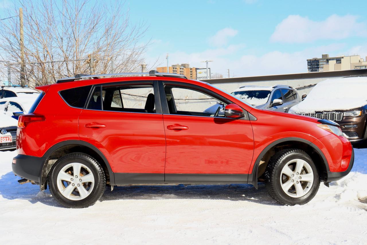 2014 Toyota RAV4 XLE | AWD | Sunroof | Roof Rack | Alloys | Tinted Photo44