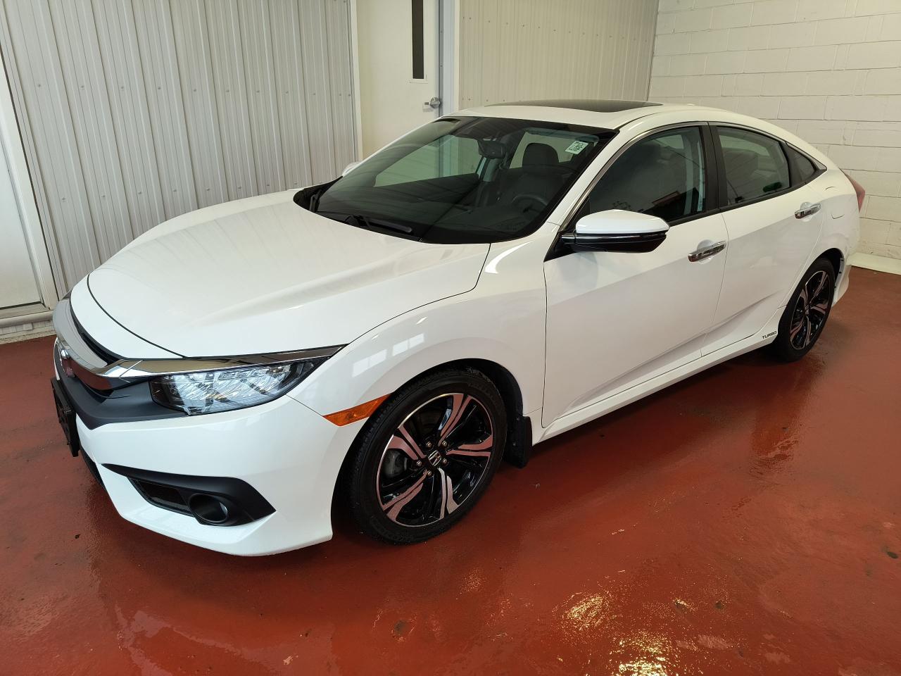 Used 2017 Honda Civic Touring for sale in Pembroke, ON