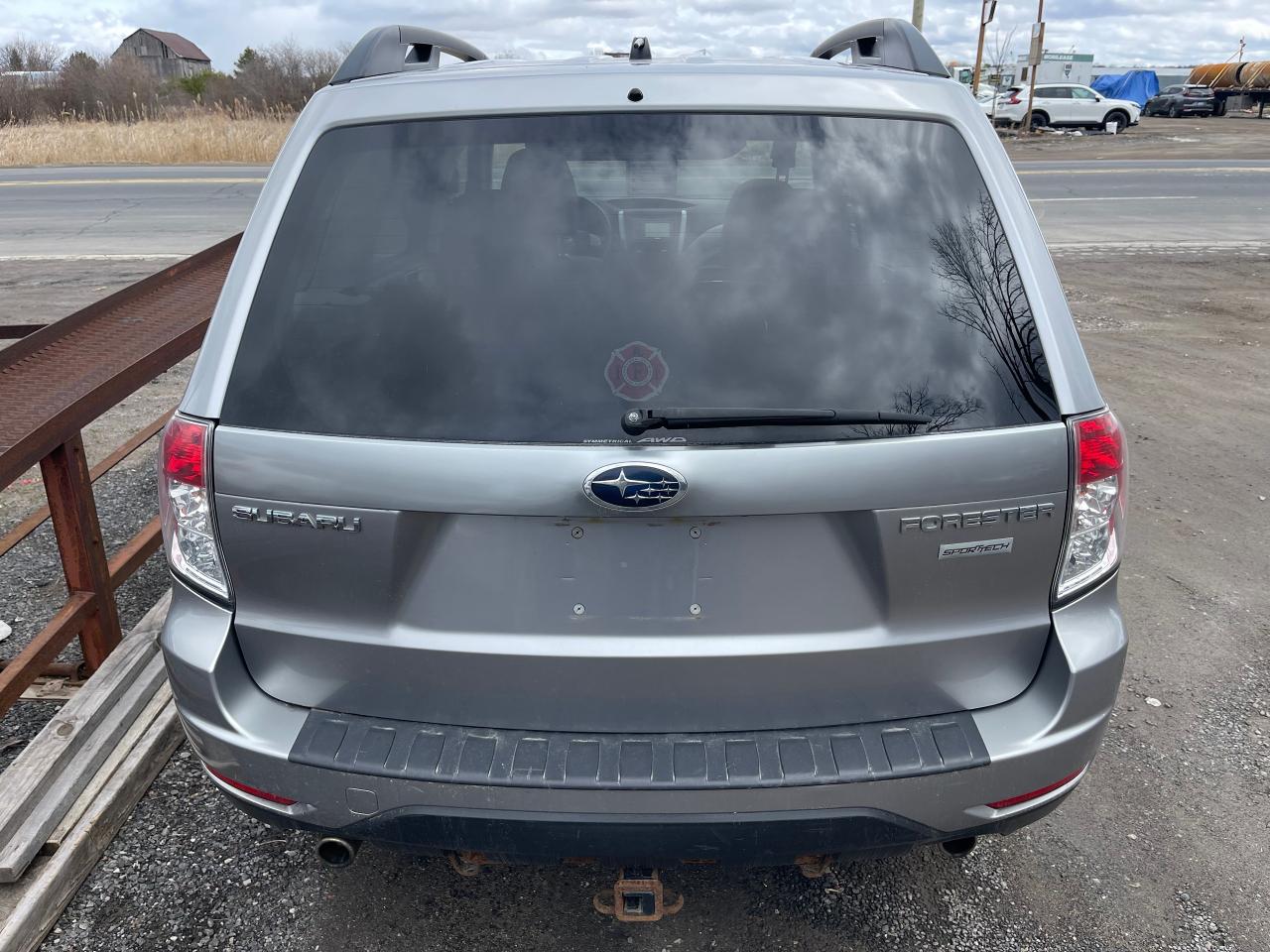 2010 Subaru Forester SPORT TECH - Photo #5