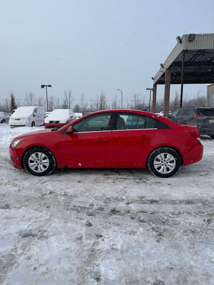 2014 Chevrolet Cruze  - Photo #4