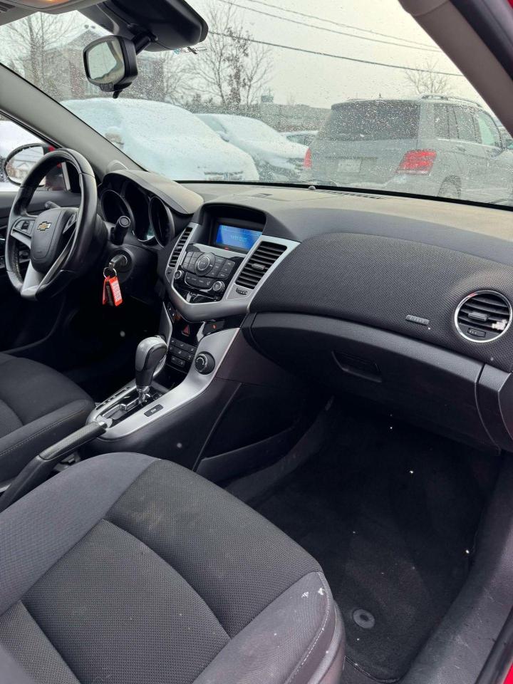 2014 Chevrolet Cruze  - Photo #7